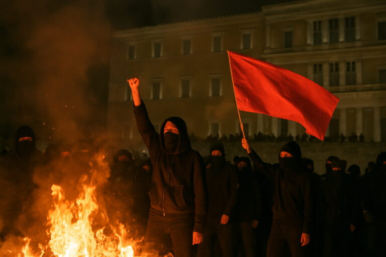 Πολυτεχνείο: Ο εμετικός φενακισμός!